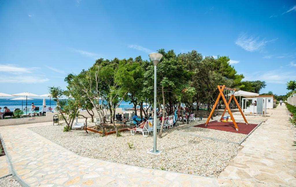Sunset Apartment Petrcane Exterior foto