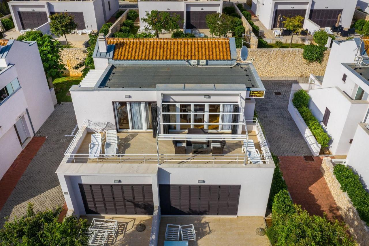 Sunset Apartment Petrcane Exterior foto